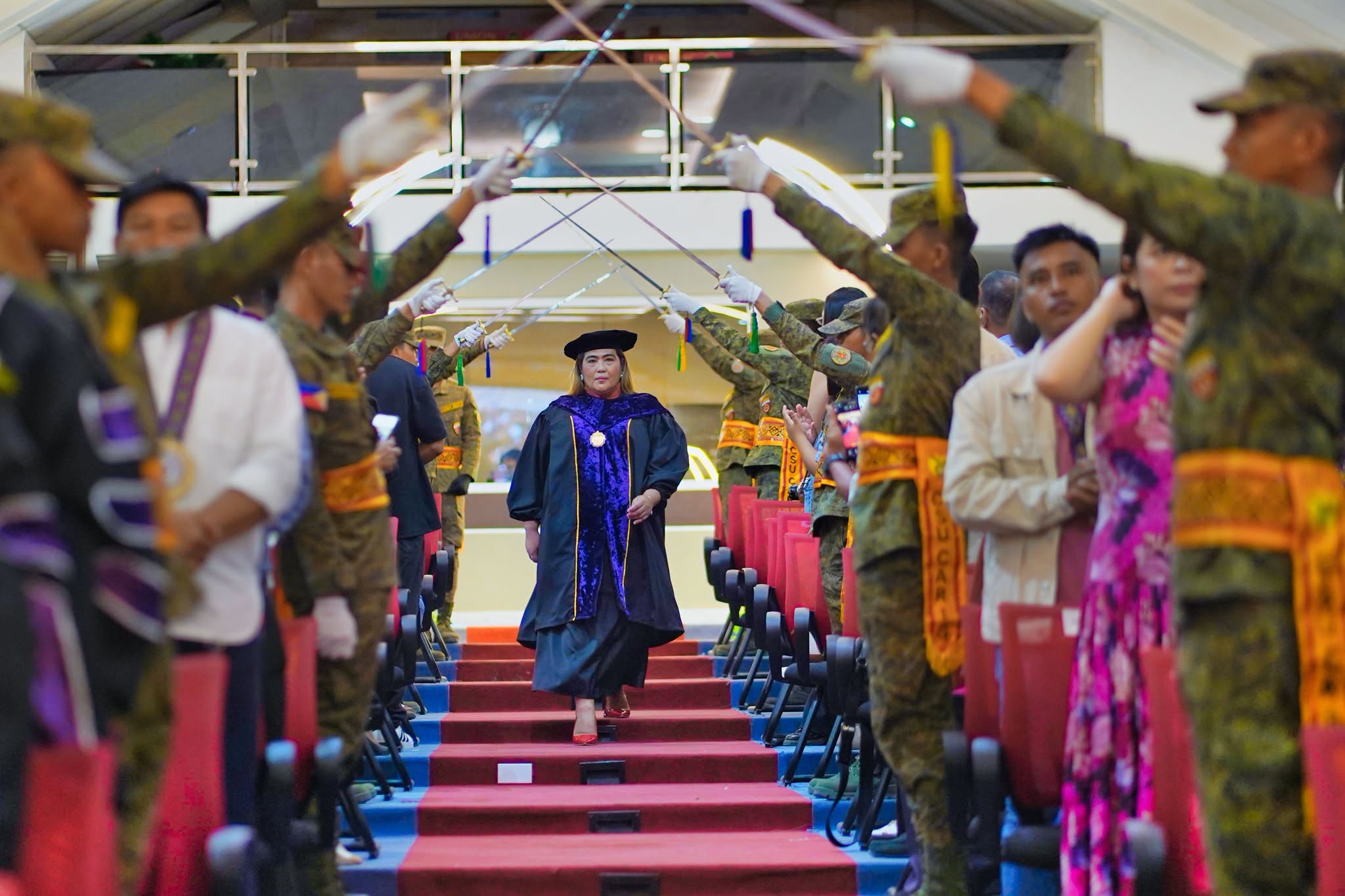 24TH-GRAD-COL-PHOTOSET photo 13